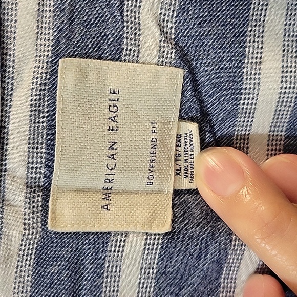 ● AE button down top✨️ - Picture 3 of 4